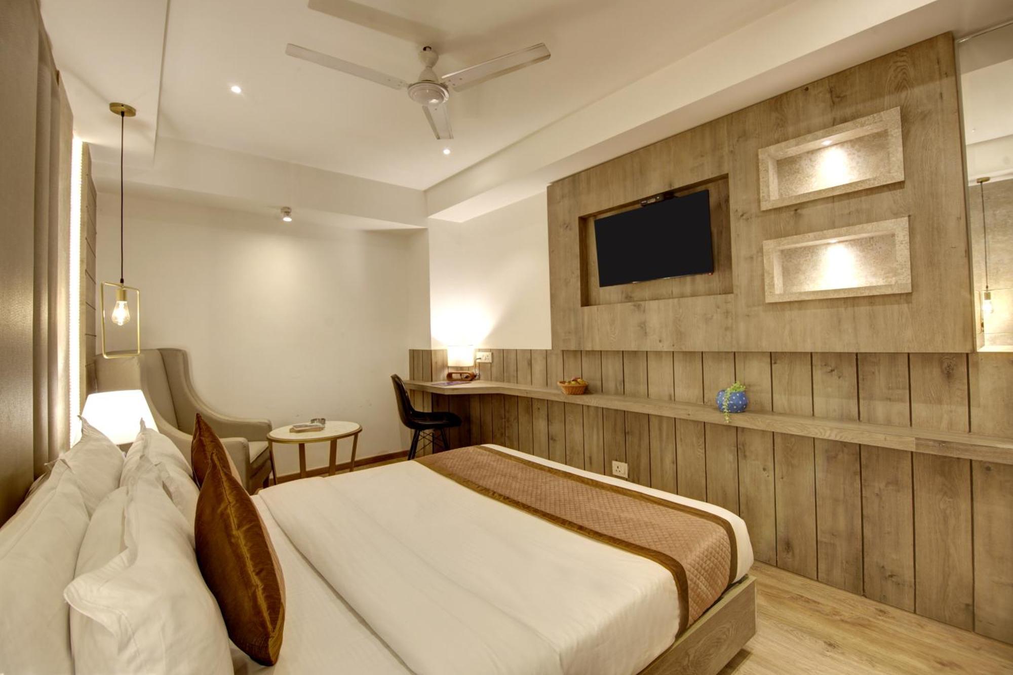 Hotel Town Grand Patel Nagar New Delhi Exterior photo