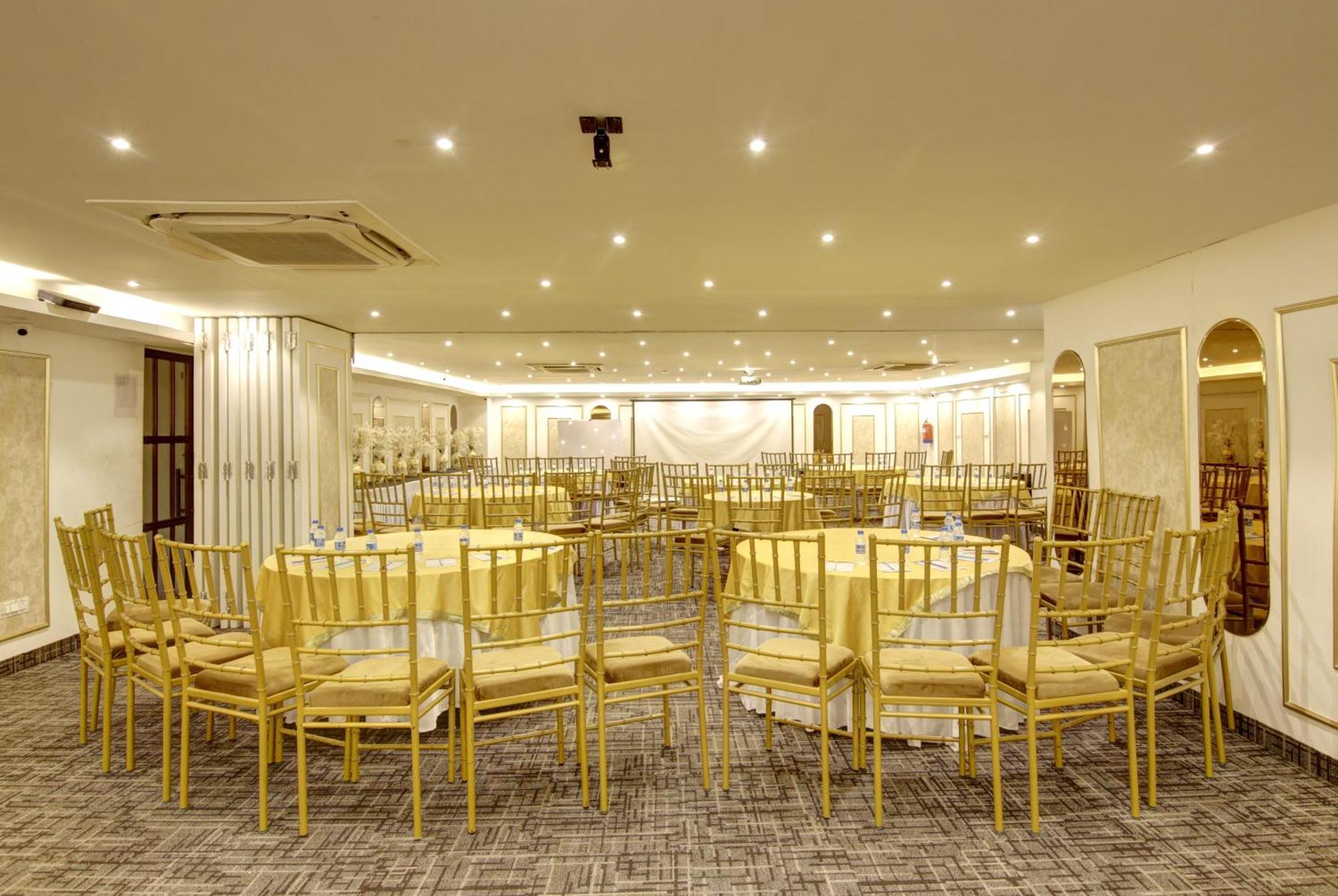 Hotel Town Grand Patel Nagar New Delhi Exterior photo